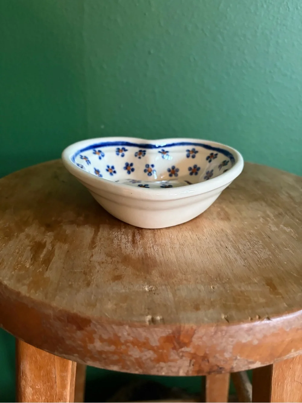 Heise Ceramics Hand Painted Heart   Germany est. 1919